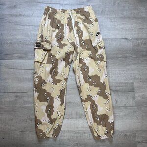 Nike Sportswear Club Jogger Sweatpants Womens Medium Chocolate Chip Camo Cargo